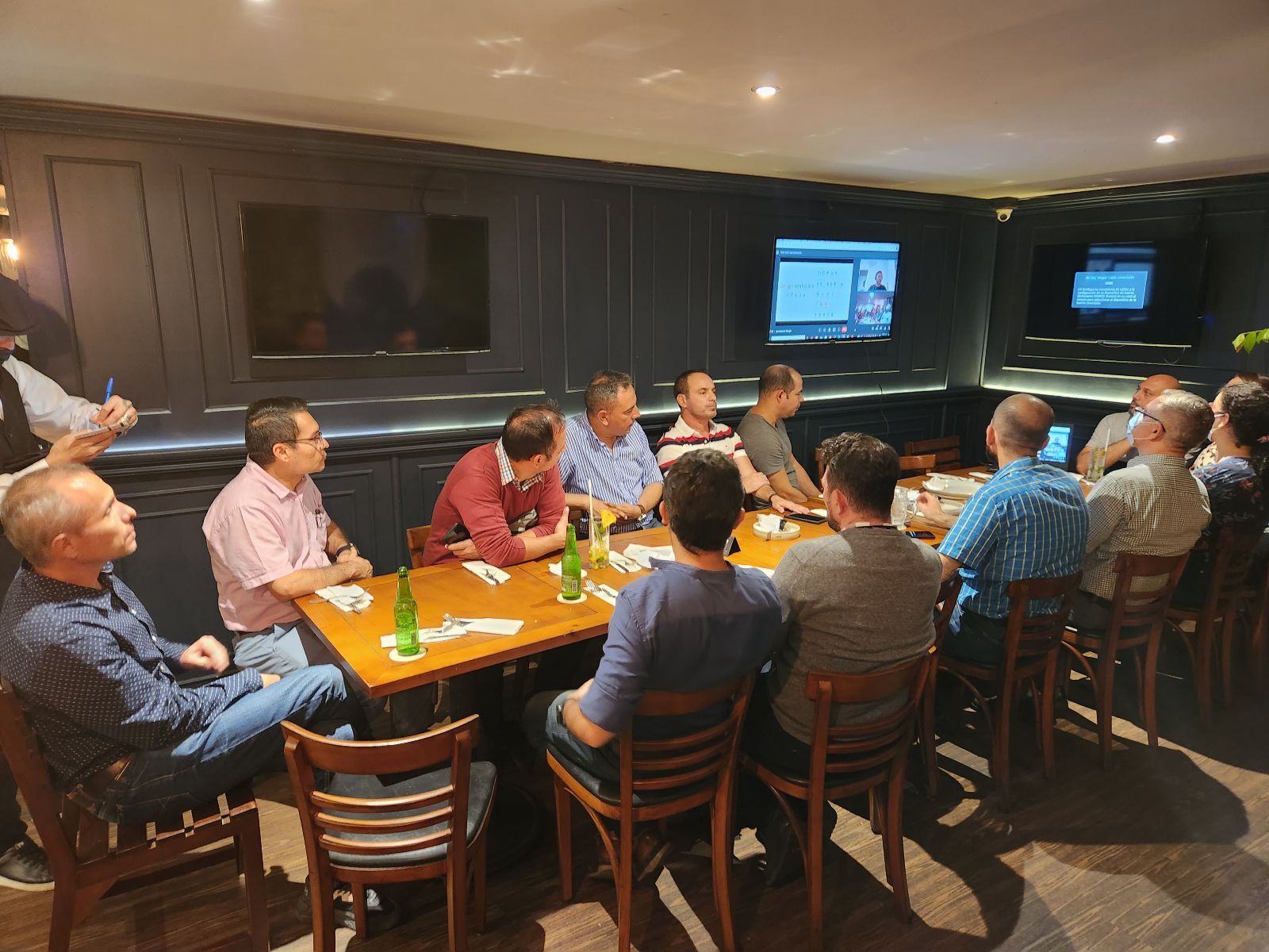 eSource Capital y Google aterrizaron en Bucaramanga con un interesante After Office